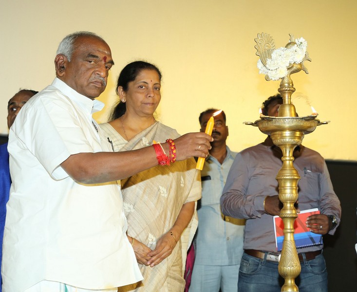 Chalo Jeete Hain Special Screening Stills