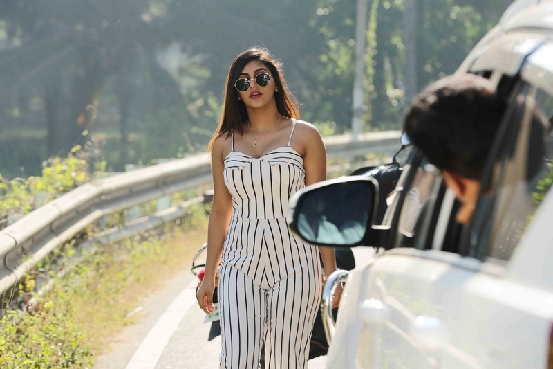 Actress Yashika Anand Latest Photos