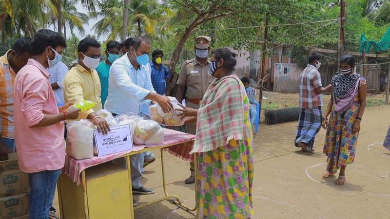 நடிகர் ஆரி அருஜுனாவின் மாறுவோம் மாற்றுவோம் அறக்கட்டளை இலங்கை தமிழர்களுக்கு உதவி