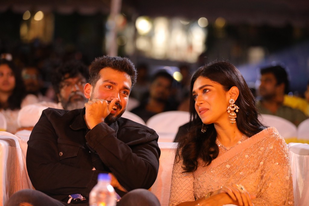 Natchathiram Nagarkirathu Movie Audio Launch Stills