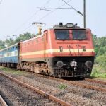 சார்மினார் விரைவு ரெயில் தடம் புரண்டு விபத்து