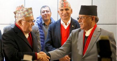 Prachanda Forms New Alliance with Oli’s Party, Ending Nepali Congress Partnership