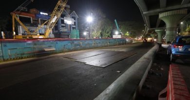 Swift Repair of Leaky Pipeline Under Durgabai Deshmukh Road