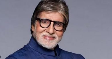 Amitabh Bachchan Shares Joyful Christmas Cookie Moments