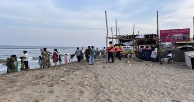 GCC Fines Beachgoers for Littering