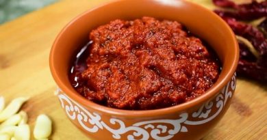 Spicy South Indian Red Garlic Chutney Recipe
