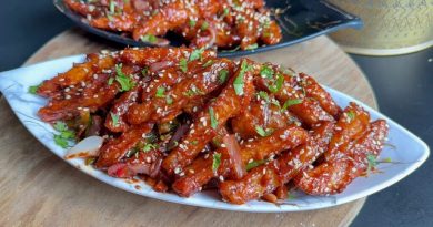 Crispy Sweet and Spicy Honey Chilli Potatoes