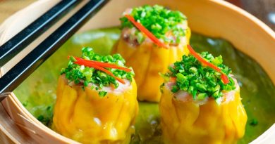 Delicious Chicken Shu Mai with Mushroom and Carrot