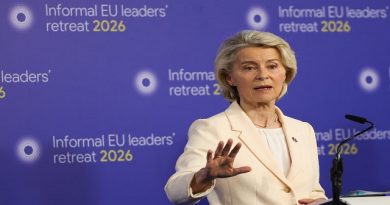 EU Leaders Approve Economic Restructuring Plan