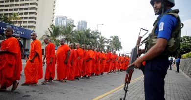 Sri Lankan Monks Issue Ultimatum to Government