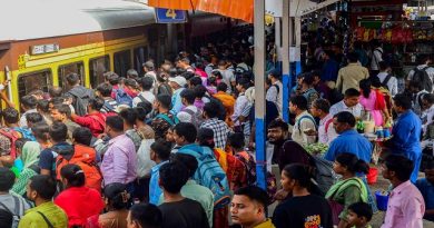 Train Reductions Cause Chaos on Southern Routes