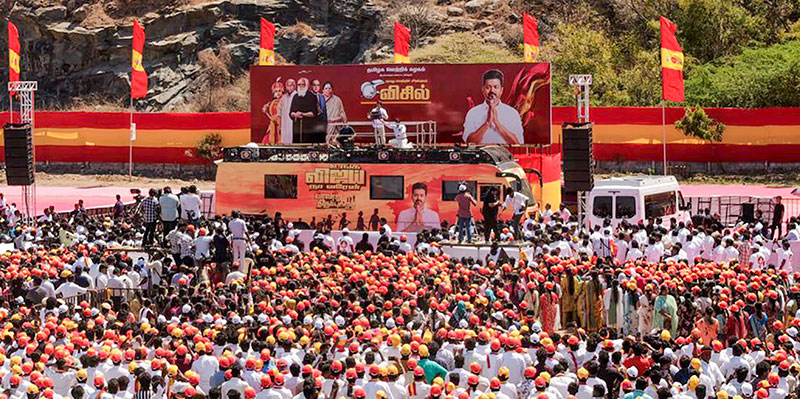 சேலம் த.வெ.க கூட்டத்தில் ஒருவர் உயிரிழப்பு