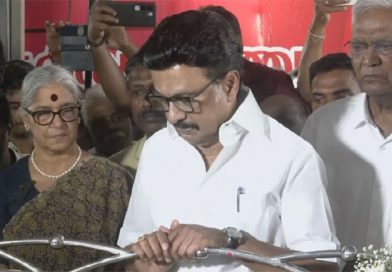 நல்லக்கண்ணு உடலுக்கு முதலமைச்சர் மு.க.ஸ்டாலின் நேரில் அஞ்சலி