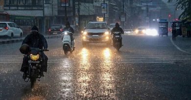 Delhi Sees Rainfall and Cooler Weather
