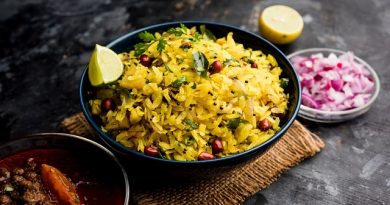 Quick and Easy Microwave Kanda Poha Recipe