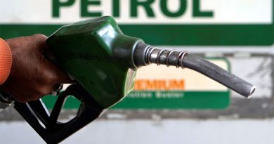 பெட்ரோல், டீசல் மீதான கலால் வரி திடீரென குறைப்பு!