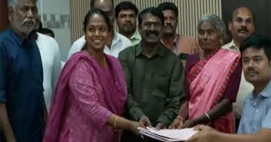 காரைக்குடி தொகுதியில் போட்டியிடும் சீமான் வேட்புமனு தாக்கல் செய்தார்