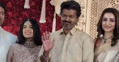 திரிஷாவுடன் ஜோடியாக திருமணத்தில் பங்கேற்ற விஜய்!