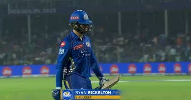 Delhi Capitals got an early wicket as Ryan Rickelton was out quickly, giving them a strong start against Mumbai Indians.