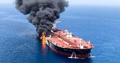 Iran Oil Tankers Cross Hormuz Amid Tensions