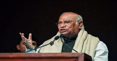 Kharge Warns of Severe Impact from Government’s Redistricting Plan