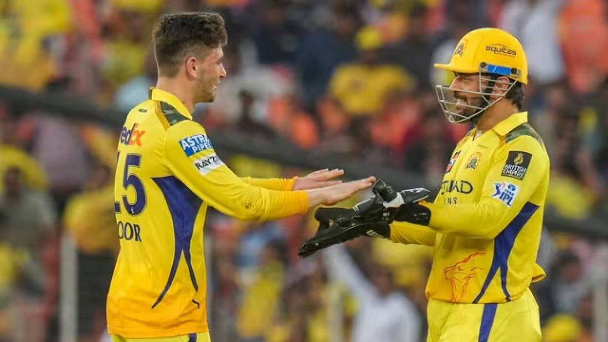 MS Dhoni Advises Noor Ahmads Crucial Bowling Spell Helps CSK Beat KKR