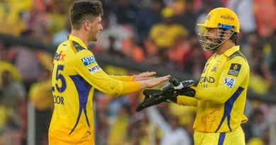 MS Dhoni Advises Noor Ahmads Crucial Bowling Spell Helps CSK Beat KKR