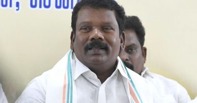 காங்கிரஸ் தலைவர் செல்வப்பெருந்தகை வீட்டில் வருமான வரித்துறை சோதனை!