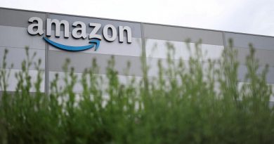 Amazon Faces Lawsuit Over Tariff Price Hikes