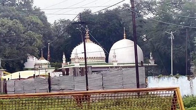 Madhya Pradesh HC Rules Bhojshala Site as Temple, Suggests Mosque Land Alternative