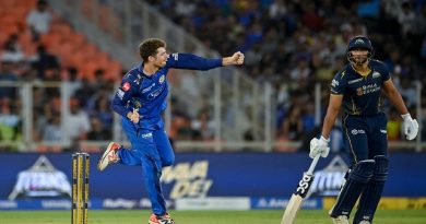 Mitchell Santner Out for Month Due to Shoulder Injury