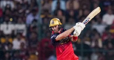 Phil Salt Returns Home Due to Finger Injury
