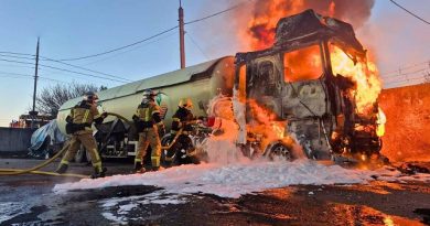 Russian Strikes on Ukraine Gas Facilities Kill Five