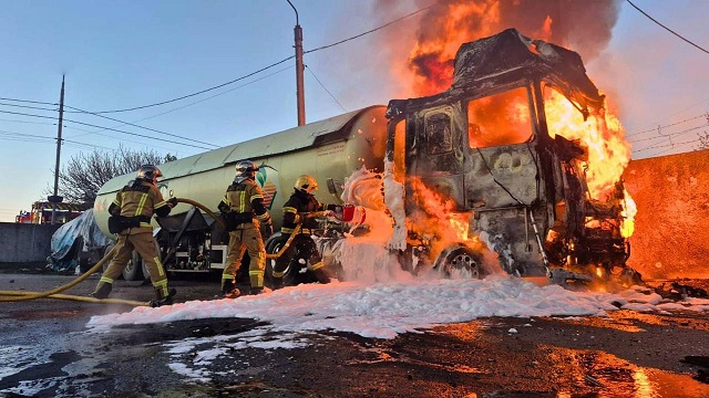 Russian Strikes on Ukraine Gas Facilities Kill Five