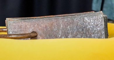 Thennarasu Demands Return of Copper Plates to TN