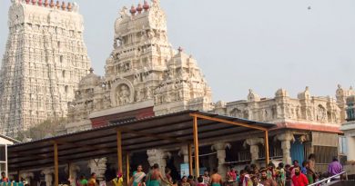 திருச்செந்தூர் முருகன் கோவிலில் ரூ.100 கட்டண தரிசனம் ரத்து!
