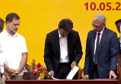 பதவி ஏற்றவுடன் இரண்டு முக்கிய கோப்புகளில் கையெழுத்திட்ட முதலமைச்சர் ஜோசப் விஜய்