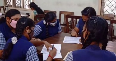 புதிய மும்மொழித் திட்டத்தில் தளர்வு: சிபிஎஸ்சி அறிவிப்பால் 10ஆம் வகுப்பு மாணவர்கள் நிம்மதி!