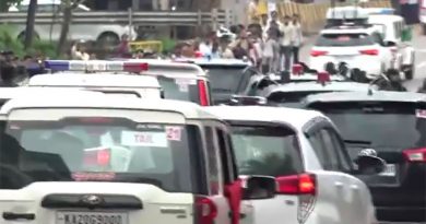 மூகாம்பிகை அம்மன் கோவிலில் முதலமைசர் ஜோசப் விஜய் சிறப்பு வழிபாடு