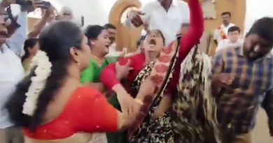 கோவை மாநகராட்சிக் கூட்டத்தில் பெண் கவுன்சிலர்களுக்கு இடையே அடிதடி!