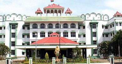 கரூர் கூட்ட நெரிசலில் உயிரிழந்தவர்கள் குடும்பத்தினருக்கு அரசு வேலை விவகாரம் – நீதிமன்றம் அதிரடி உத்தரவு