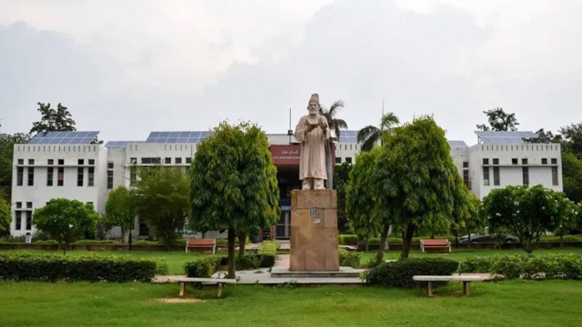 Media 1