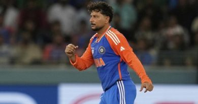 Kaif Criticizes Gill for Underusing Kuldeep
