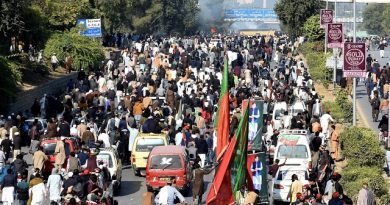 PTI Supporters March Toward Islamabad on September 27