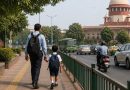 Supreme Court Orders Clear Walking Paths on Roads