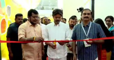 ‘வெற்றித் தறி’ விற்பனையகத்தை தொடங்கி வைத்த முதலமைச்சர் ஜோசப் விஜய்