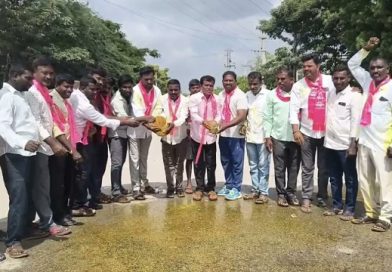 BRS Workers Use Turmeric Water in Purification Ritual at Congress Protest Site