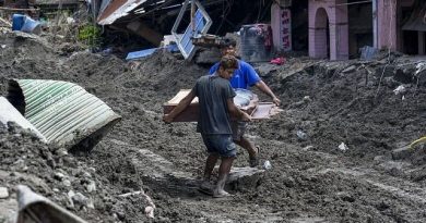 Nepal Flood Death Toll Rises to 987 Amid Devastation