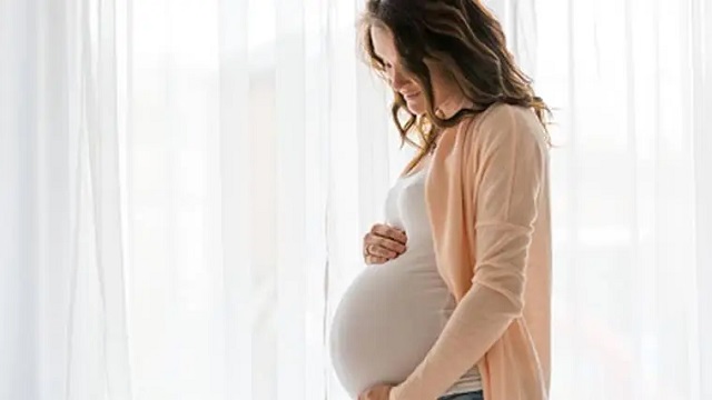 Title: Nine-Month-Pregnant Woman Dies Over ₹20,000
