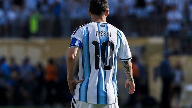 Who Will Wear Argentina’s No.10 After Messi?